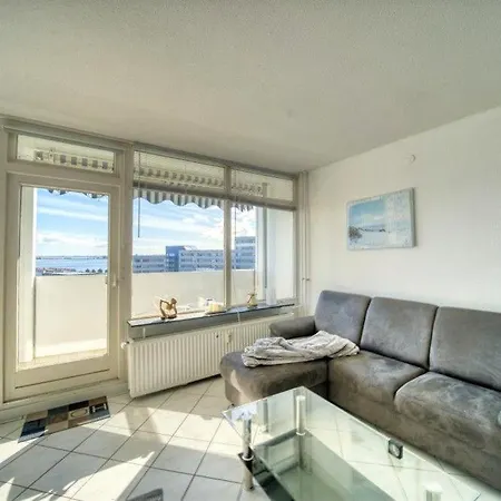 - Haus G, App 0g0711 *